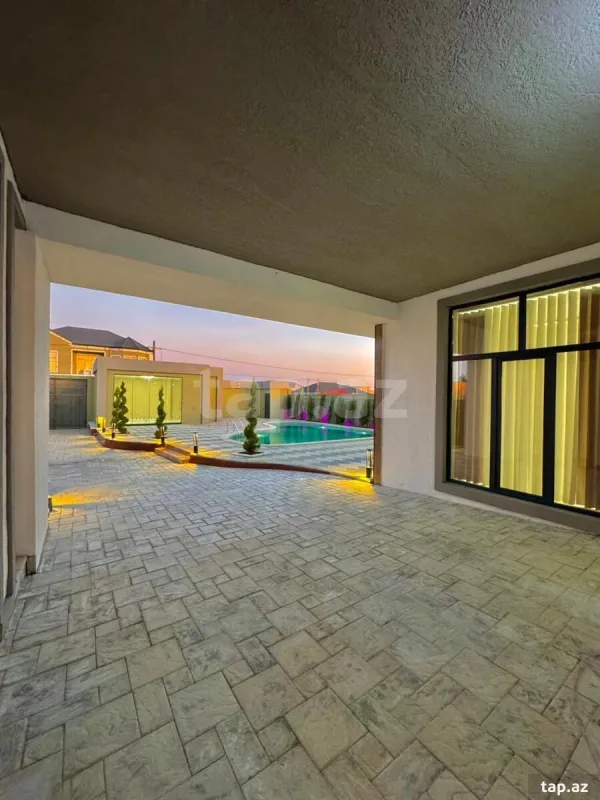 Satılır 6 otaqlı həyət evi