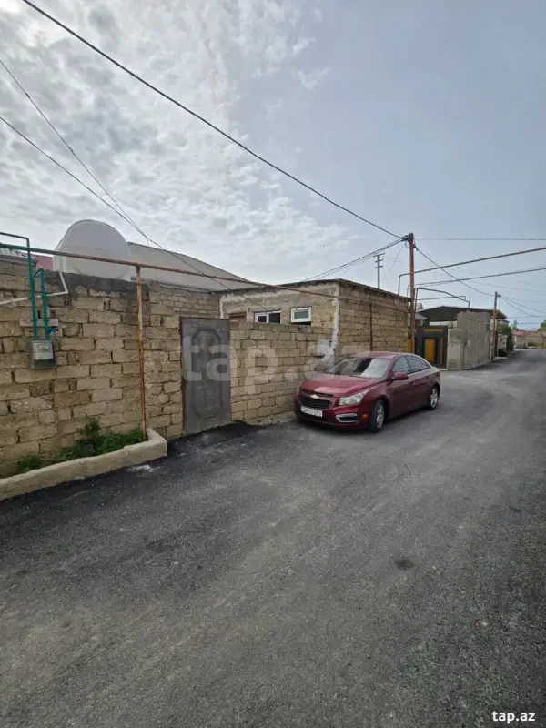 Satılır 1 otaqlı həyət evi 50 m²