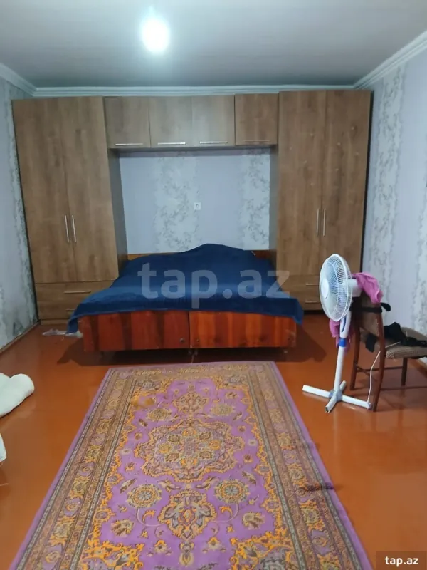 Satılır 3 otaqlı həyət evi