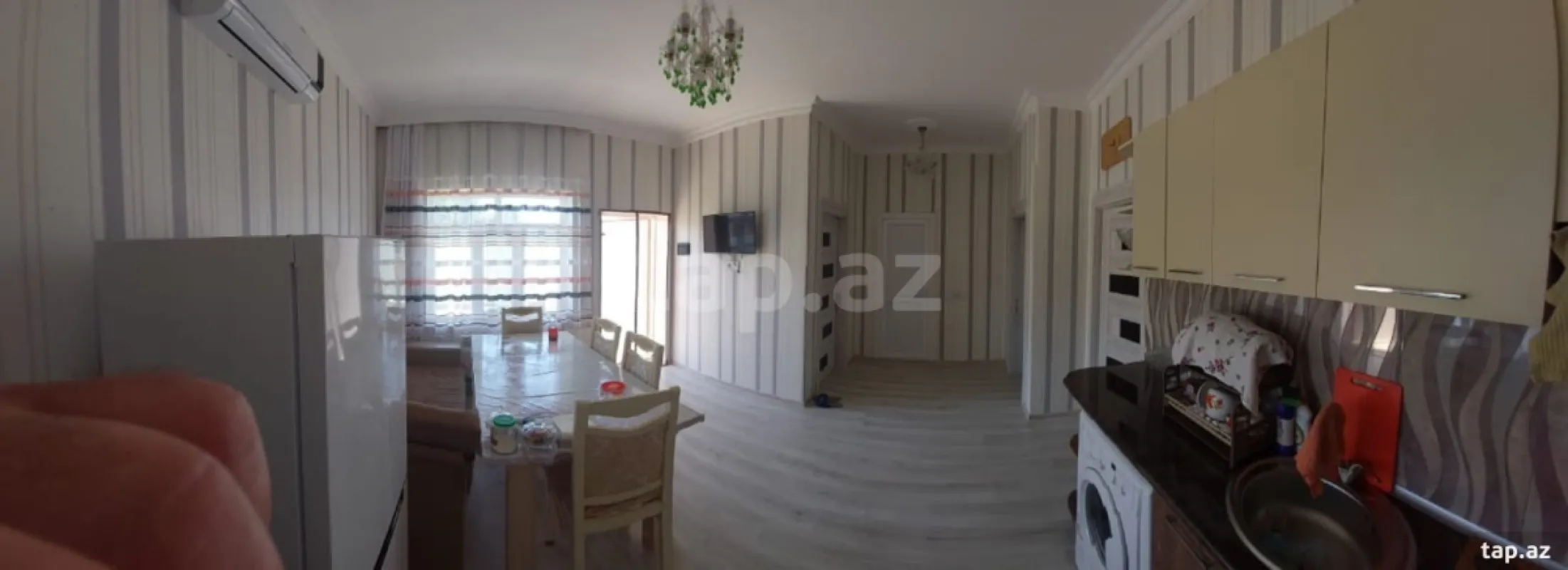 Satılır 8 otaqlı həyət evi