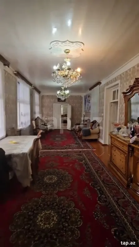 Satılır 4 otaqlı həyət evi