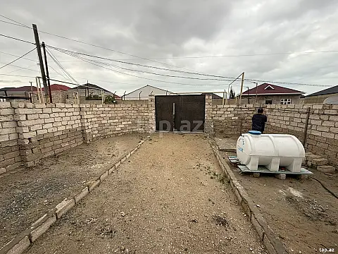 Satılır 4 otaqlı həyət evi 90 m²