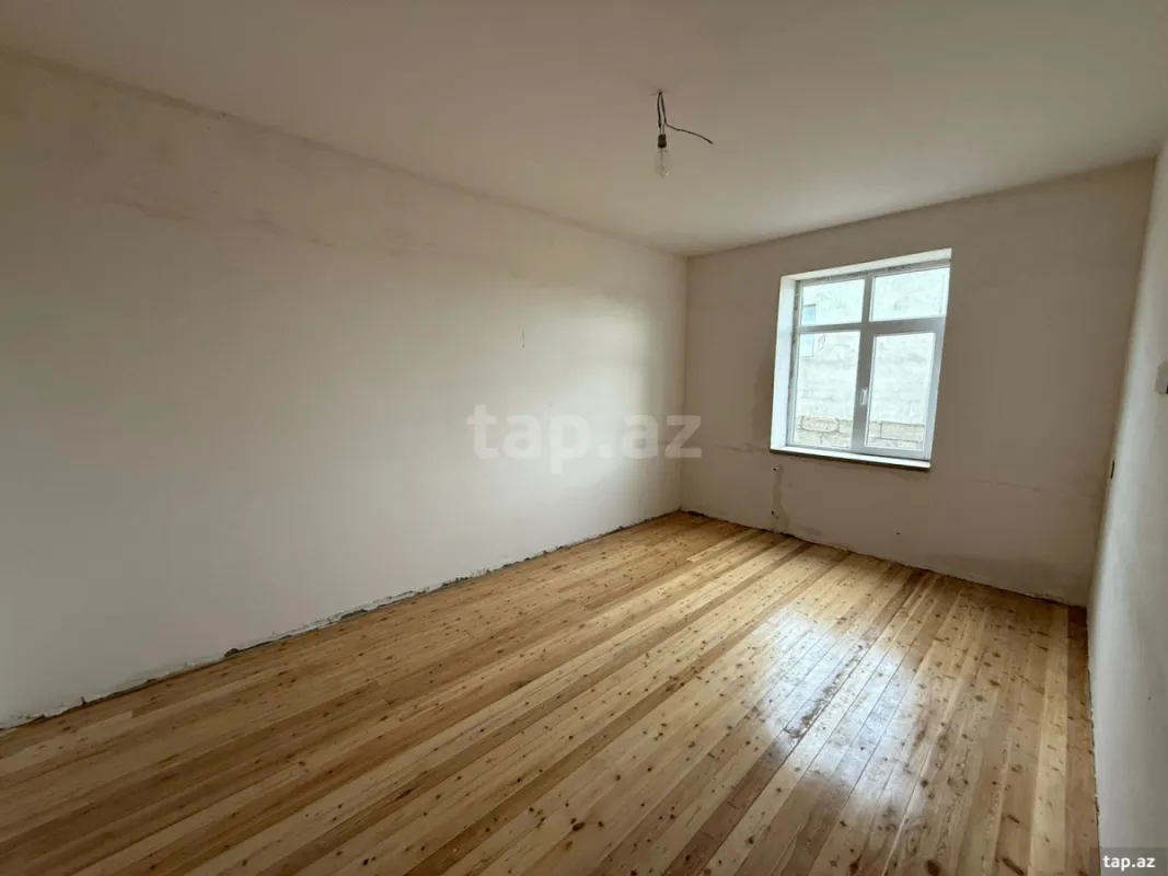 Satılır 4 otaqlı həyət evi 90 m²