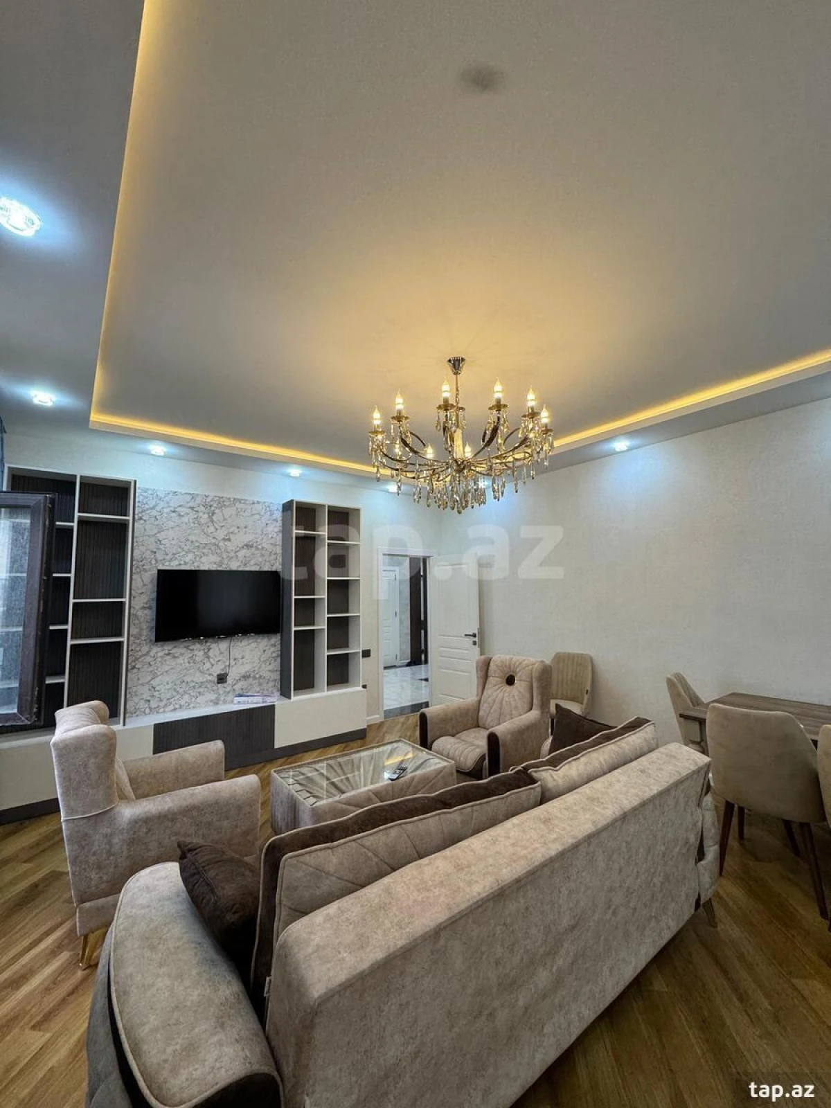 Kirayə verilir 2 otaqlı yeni tikili 80 m²
