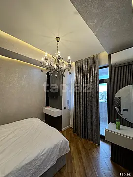 Kirayə verilir 2 otaqlı yeni tikili 80 m²