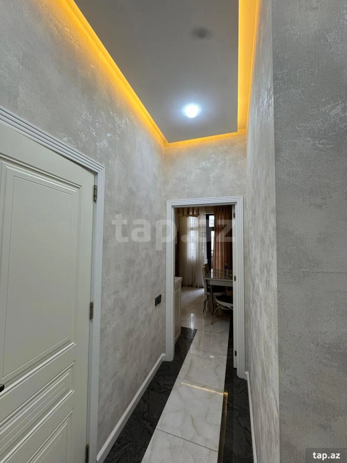 Kirayə verilir 2 otaqlı yeni tikili 80 m²