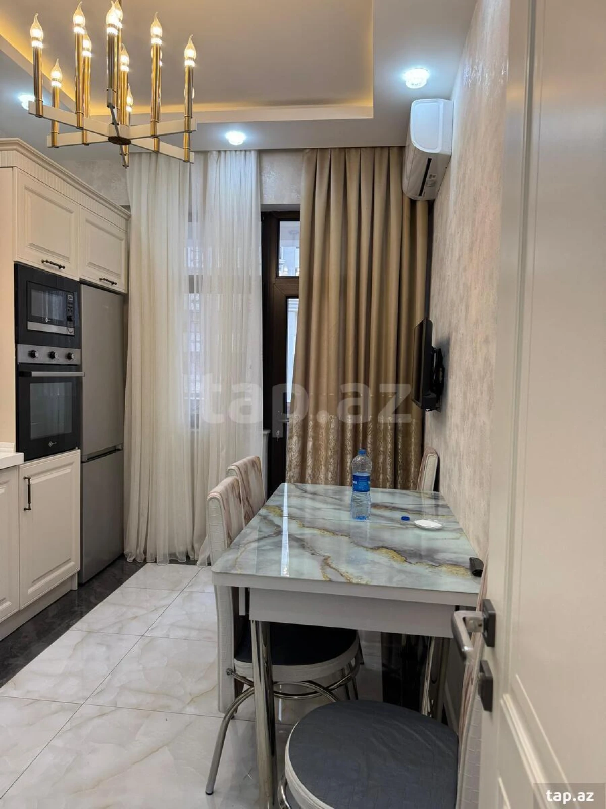 Kirayə verilir 2 otaqlı yeni tikili 80 m²