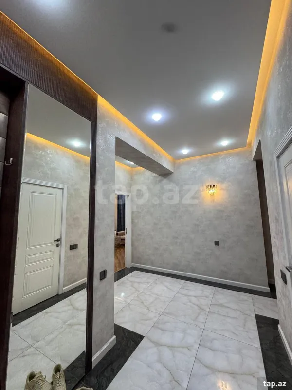 Kirayə verilir 2 otaqlı yeni tikili 80 m²