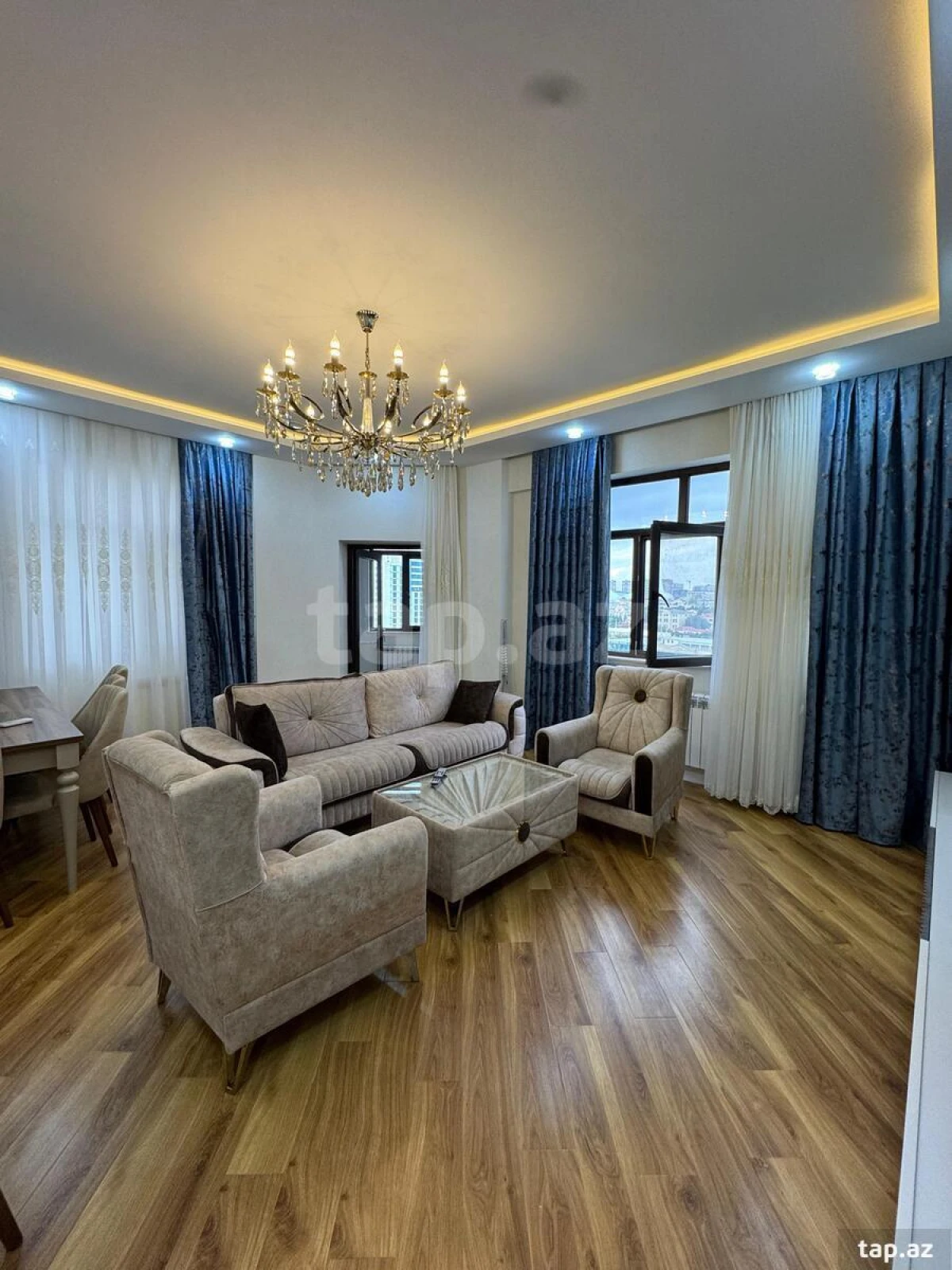 Kirayə verilir 2 otaqlı yeni tikili 80 m²