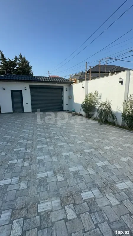 Satılır 7 otaqlı həyət evi 185 m²
