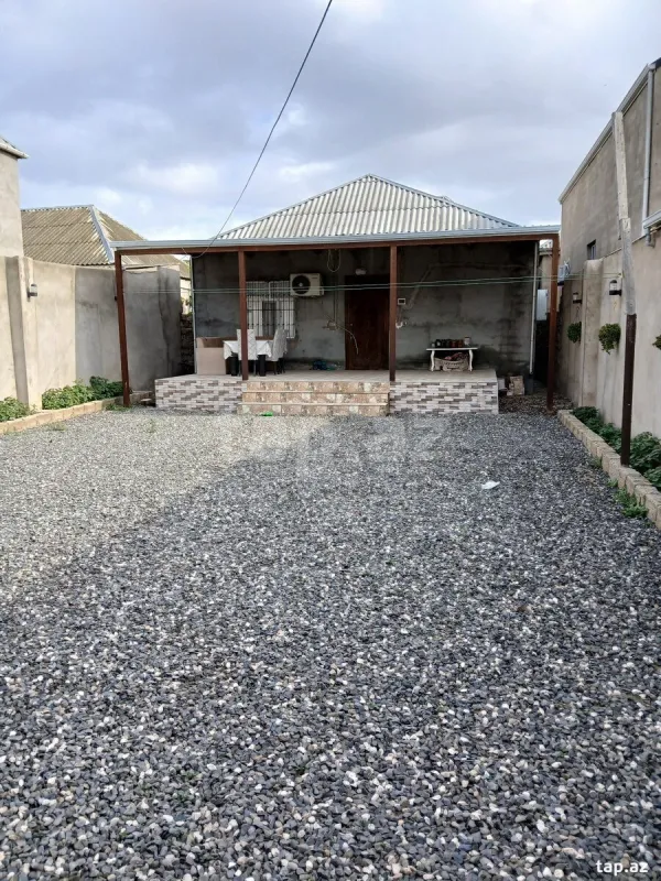 Satılır 3 otaqlı həyət evi 120 m²