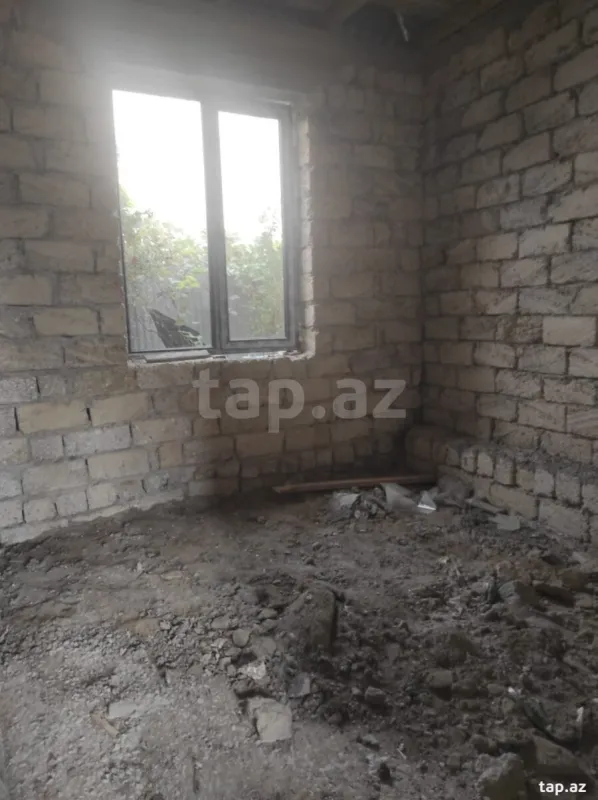 Satılır 3 otaqlı həyət evi