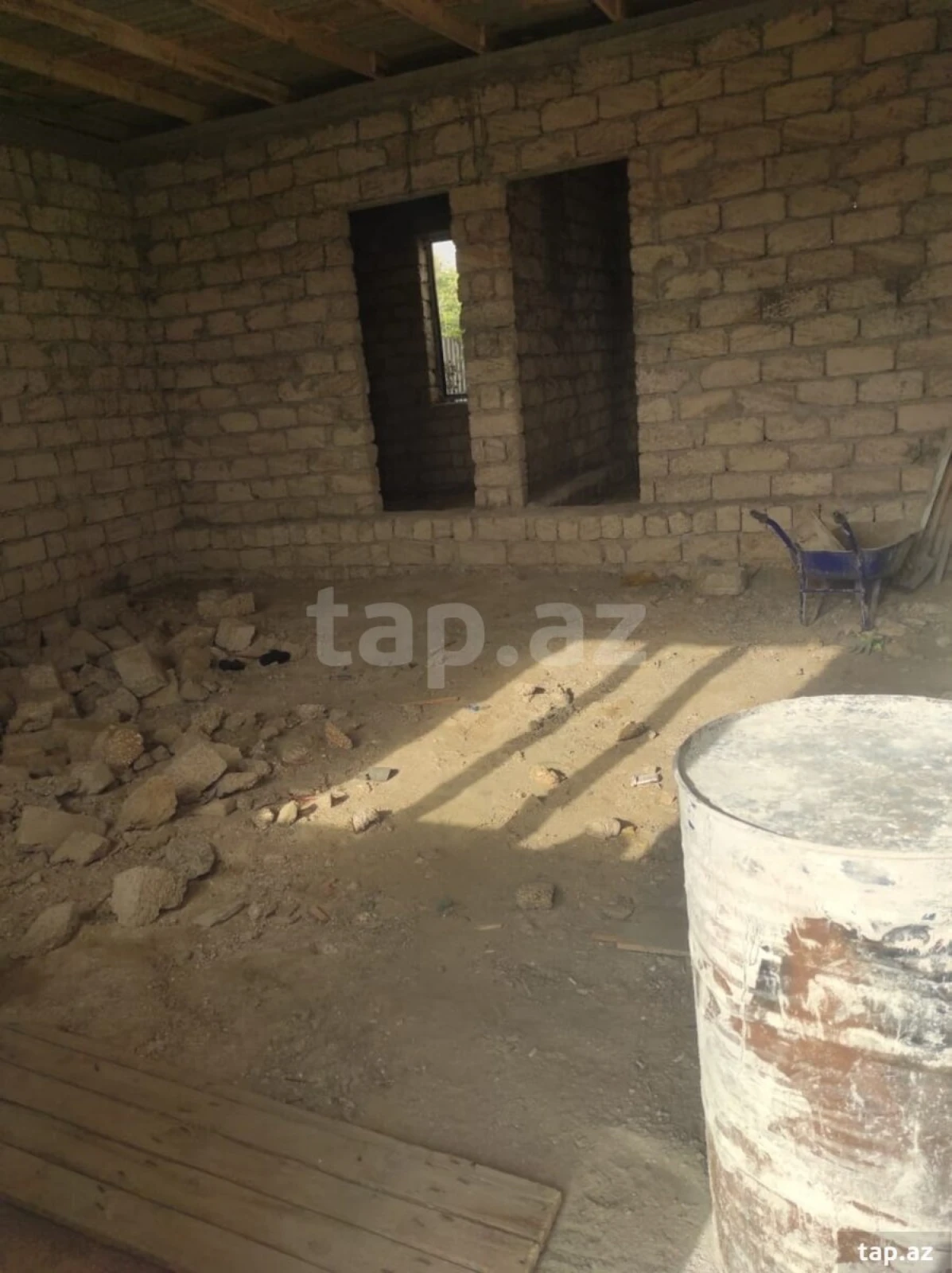 Satılır 3 otaqlı həyət evi