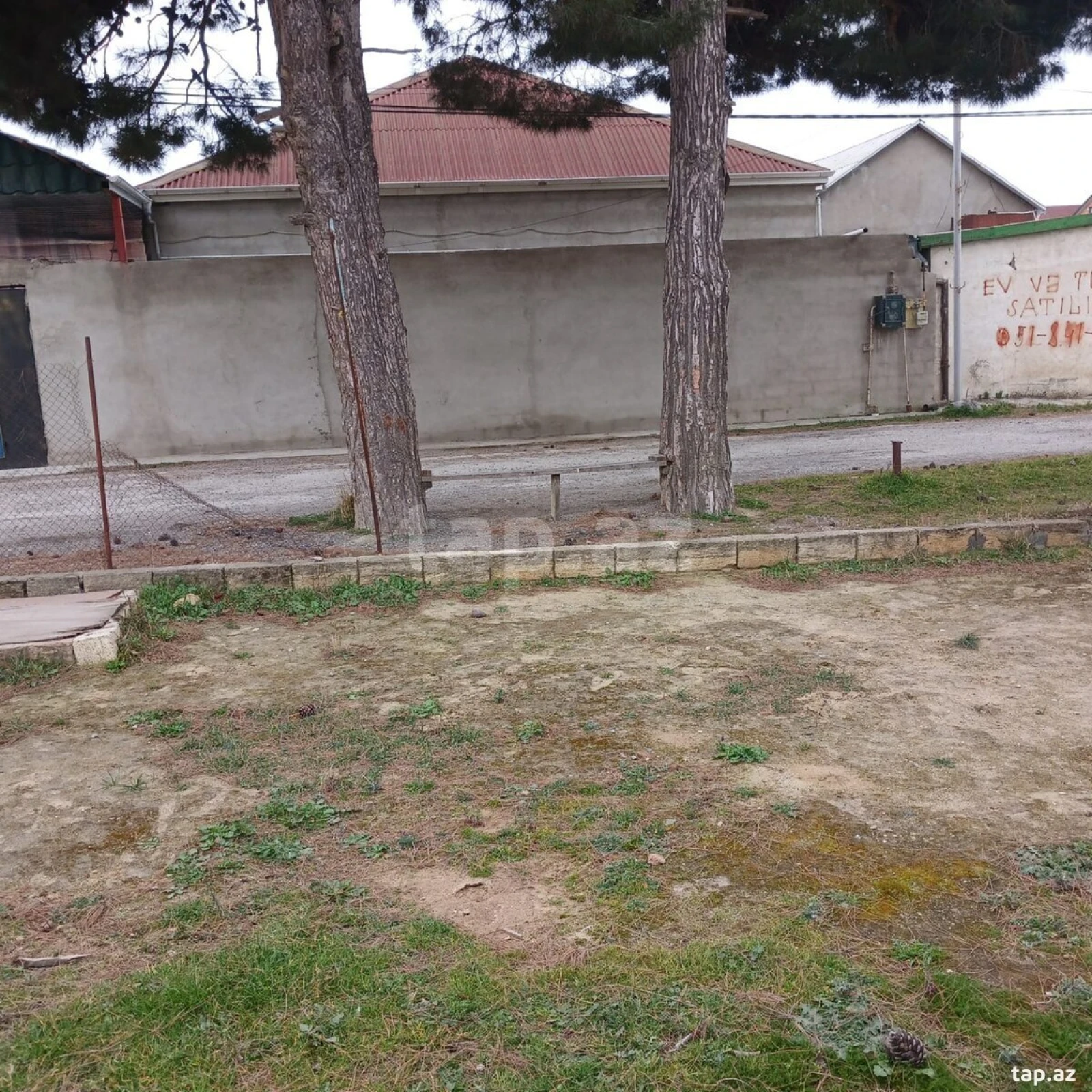 Kirayə verilir 1 otaqlı həyət evi 30 m²