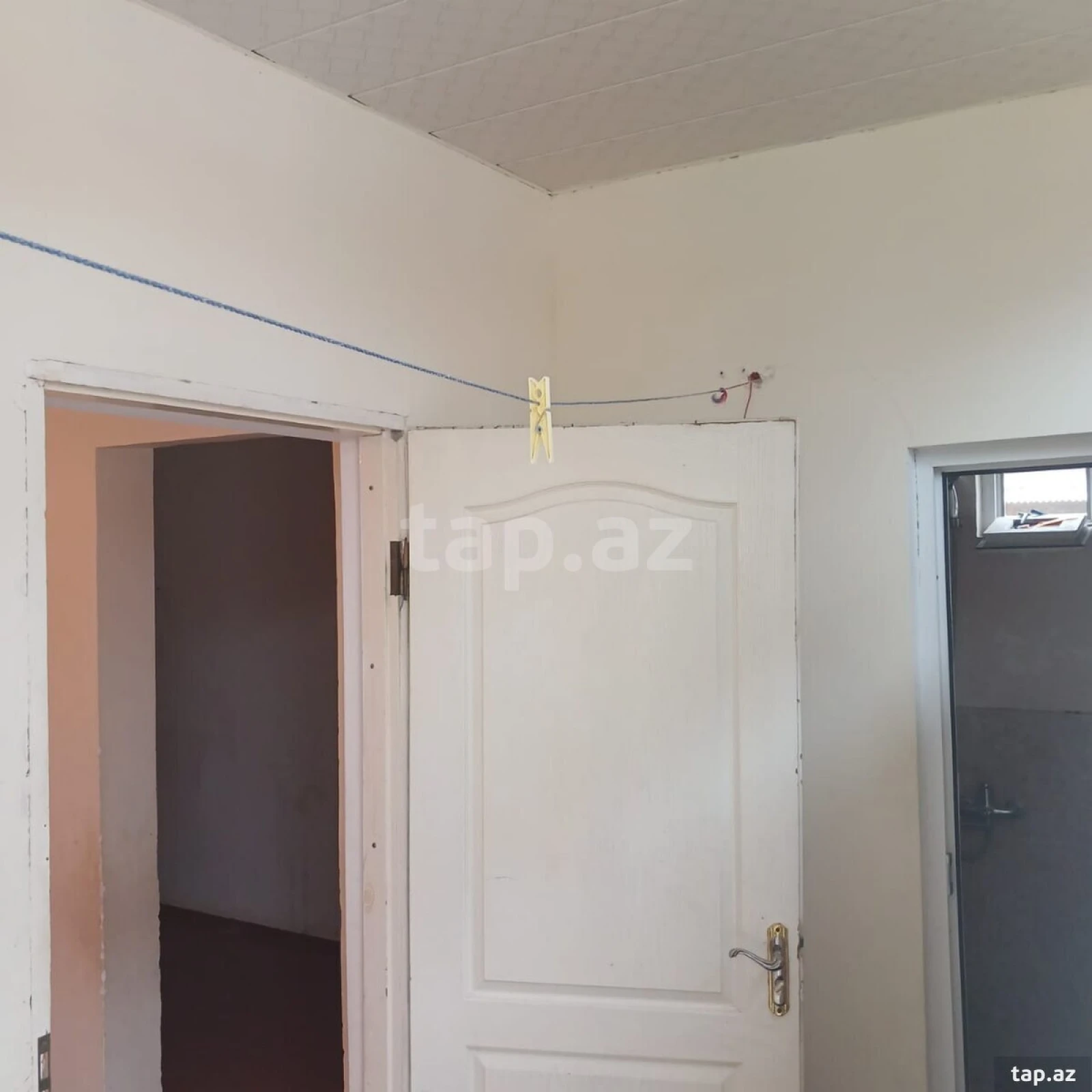Kirayə verilir 1 otaqlı həyət evi 30 m²