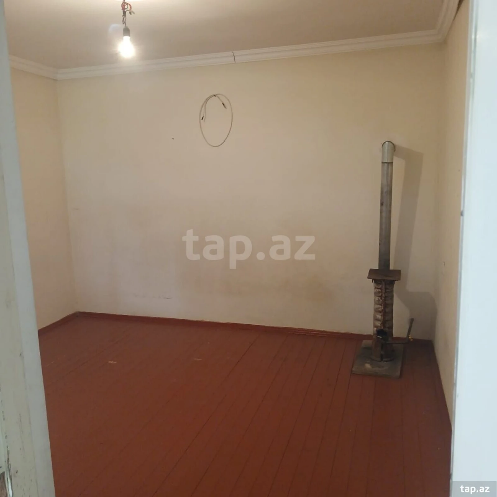 Kirayə verilir 1 otaqlı həyət evi 30 m²