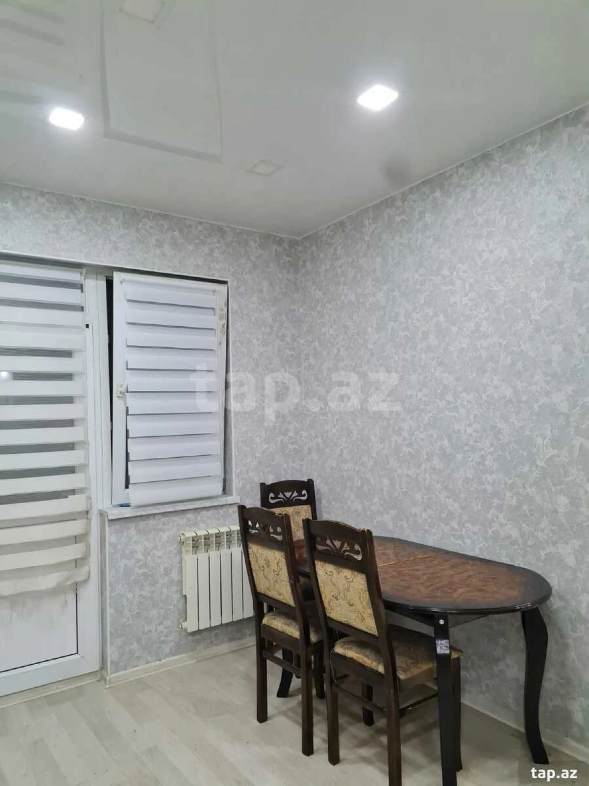 Satılır 2 otaqlı yeni tikili 70 m²