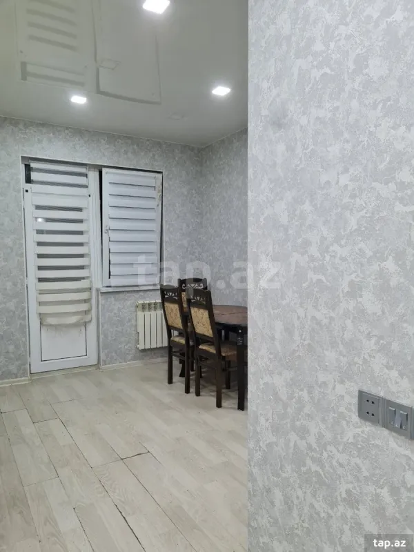 Satılır 2 otaqlı yeni tikili 70 m²