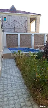 Satılır 6 otaqlı həyət evi