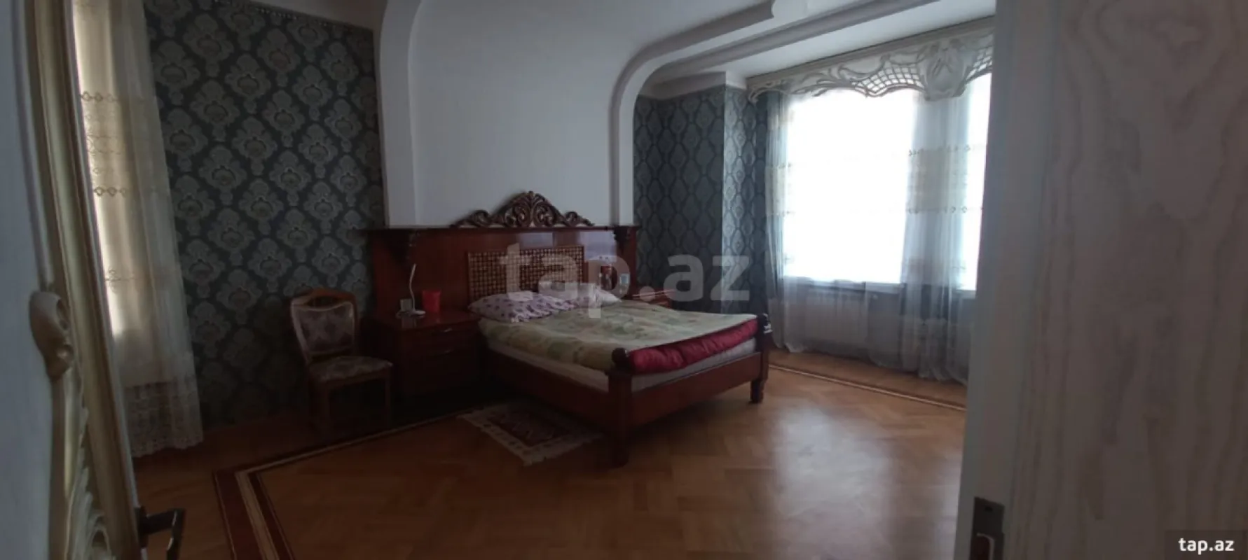 Satılır 6 otaqlı həyət evi