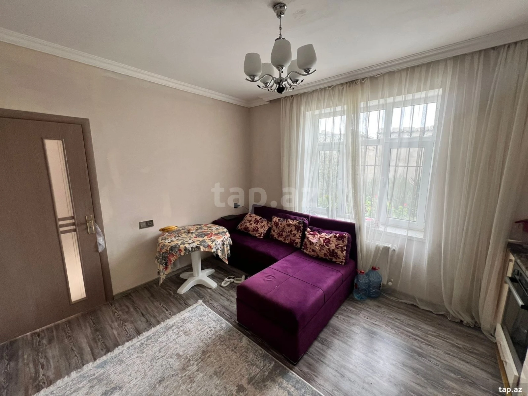 Satılır 4 otaqlı həyət evi