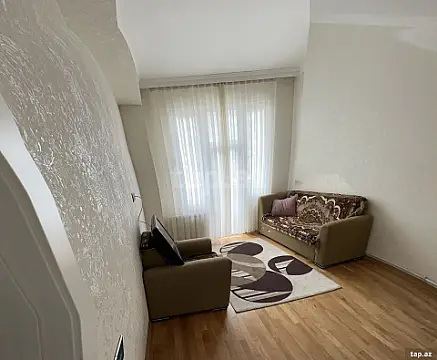 Kirayə verilir 2 otaqlı yeni tikili 50 m²