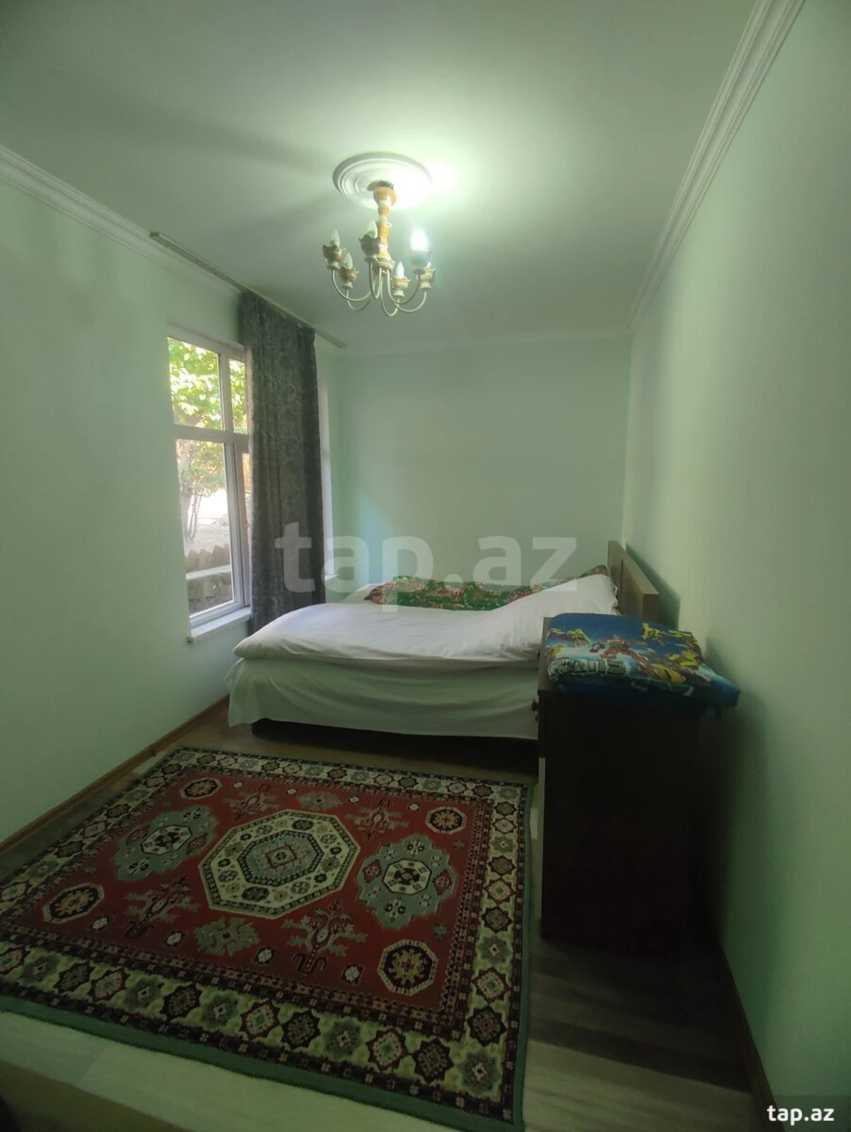 Satılır 5 otaqlı həyət evi