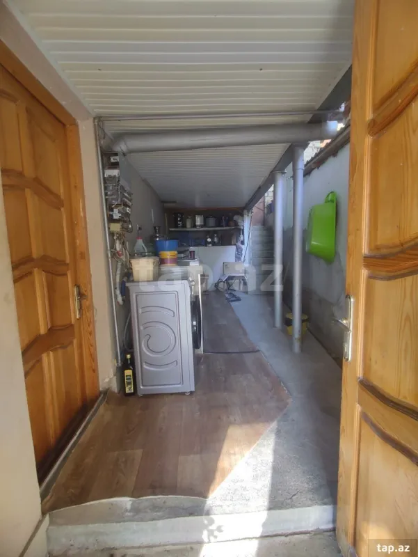 Satılır 5 otaqlı həyət evi