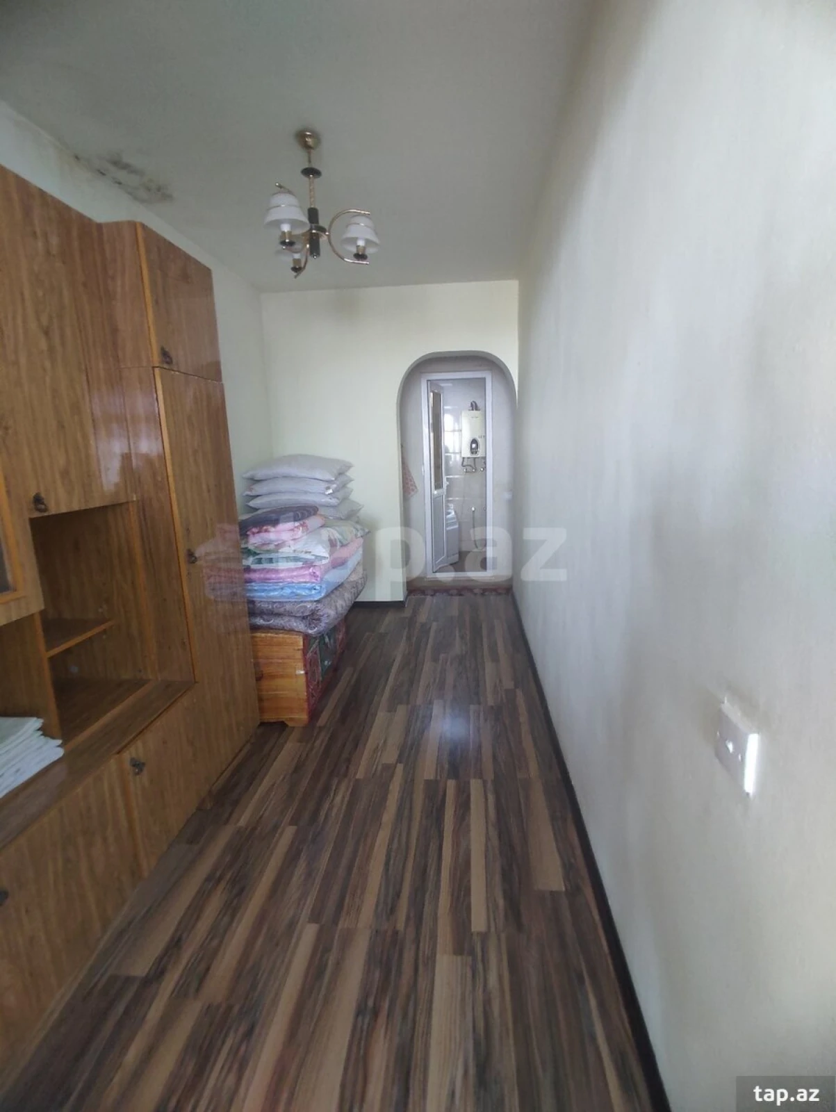 Satılır 5 otaqlı həyət evi