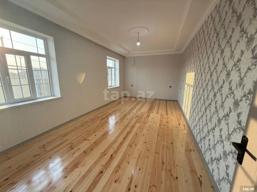 Satılır 4 otaqlı həyət evi