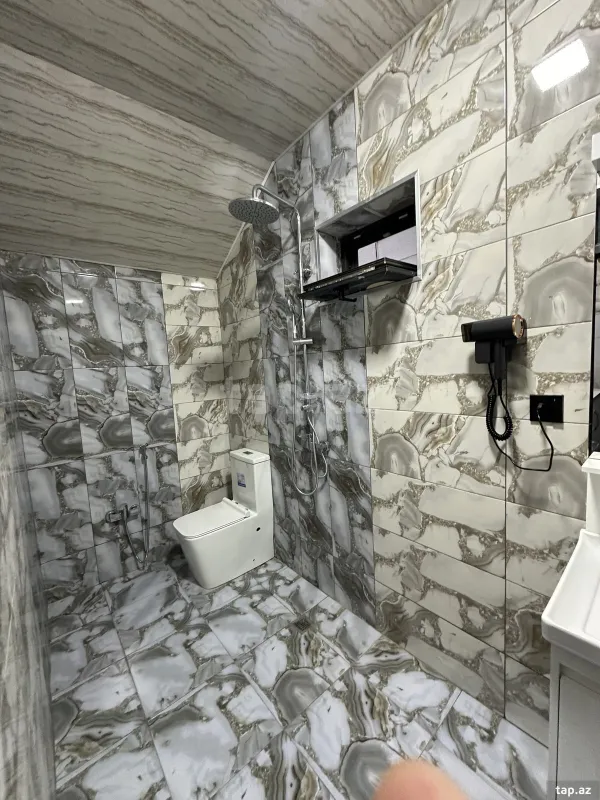 Kirayə verilir 4 otaqlı həyət evi