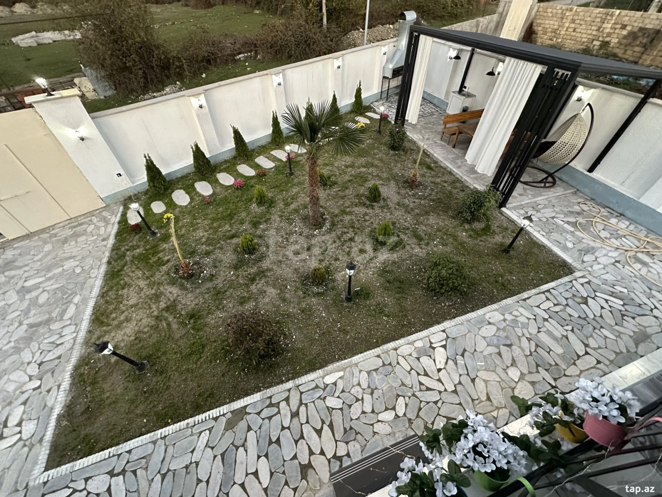 Kirayə verilir 4 otaqlı həyət evi