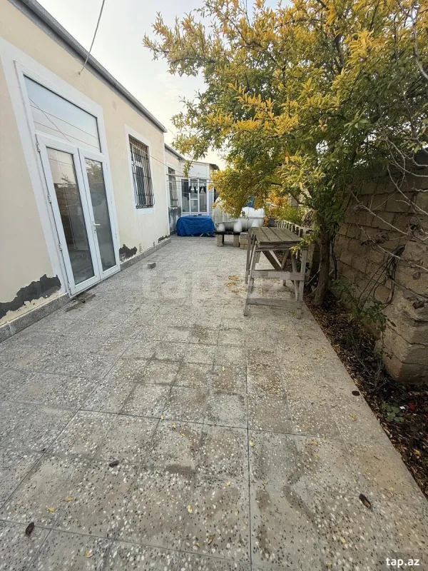 Satılır 3 otaqlı həyət evi