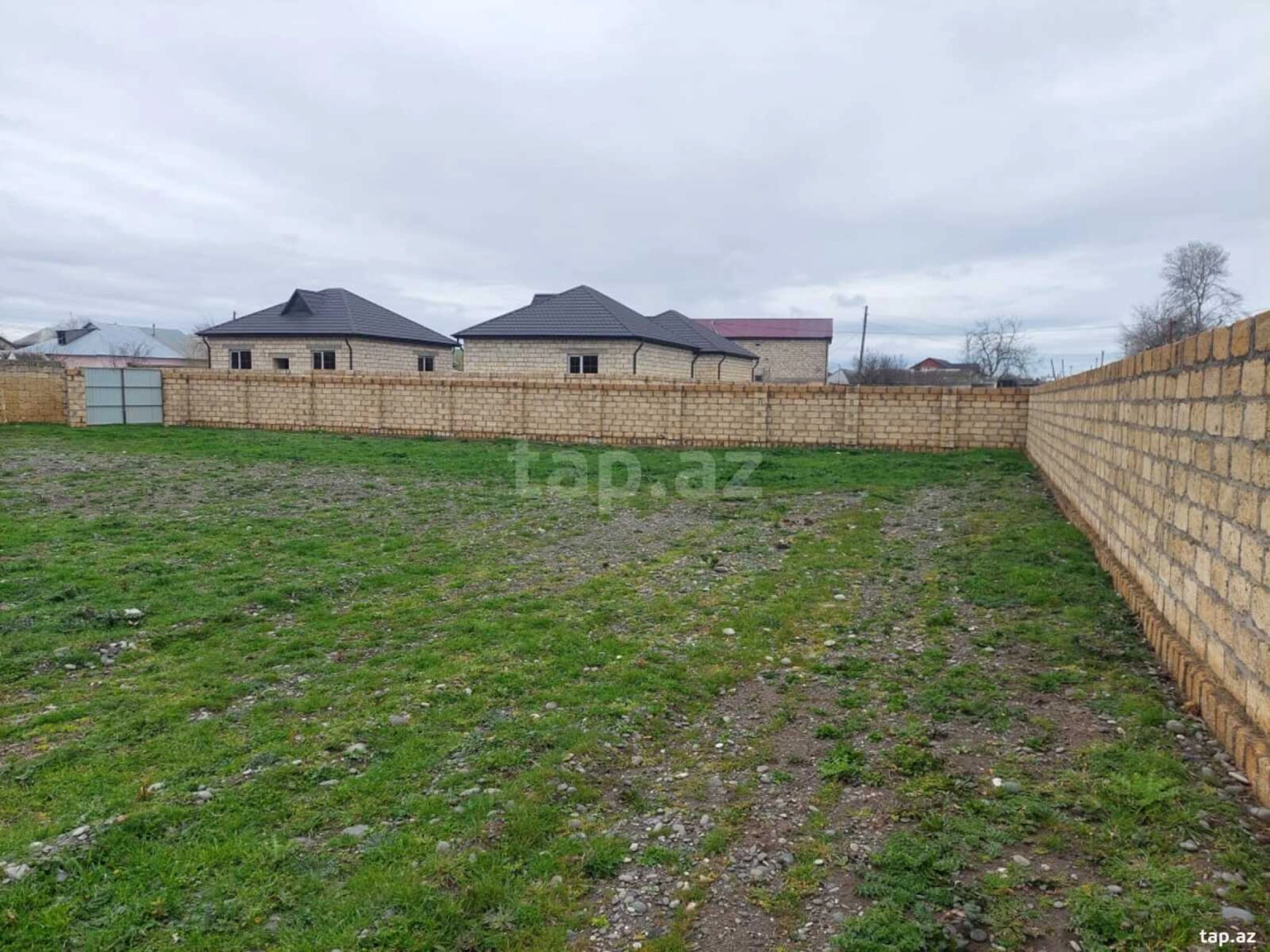 Satılır torpaq sahəsi