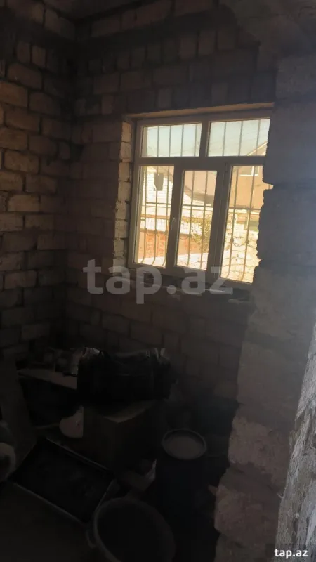 Satılır 4 otaqlı həyət evi