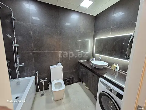 Kirayə verilir 2 otaqlı yeni tikili 65 m²