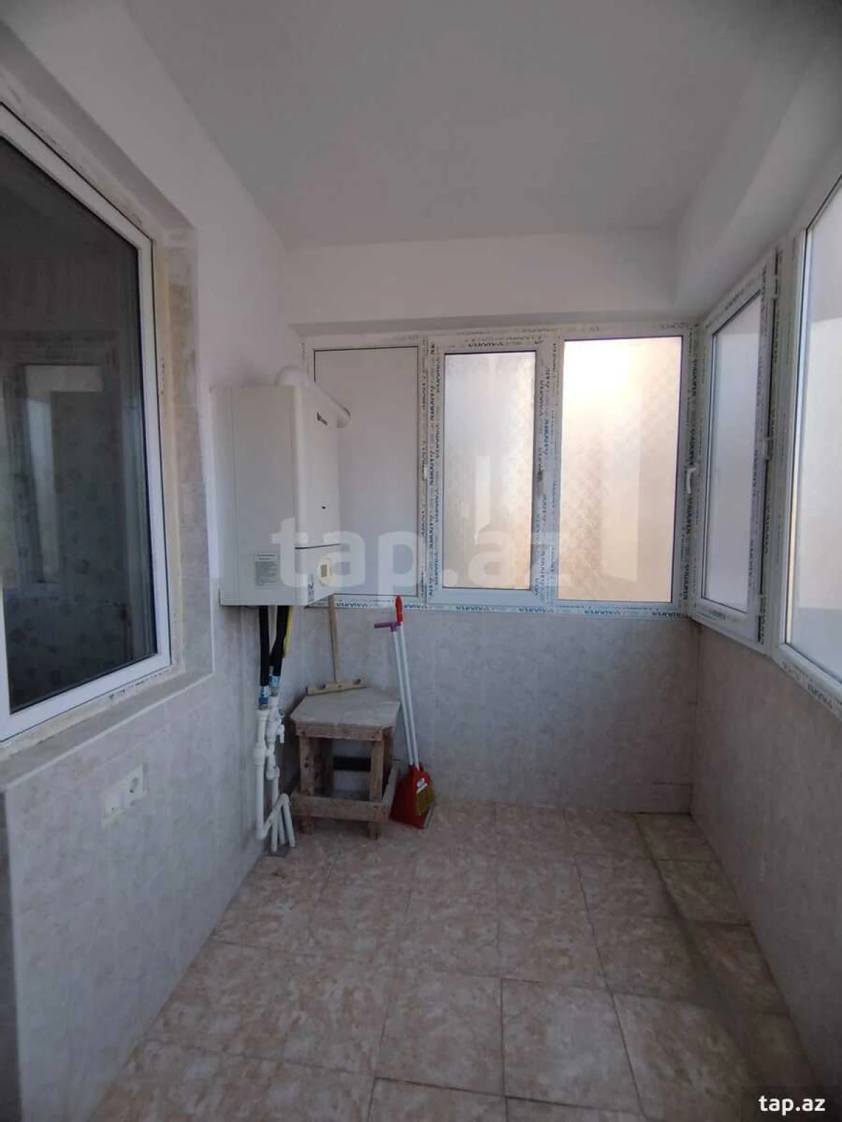 Satılır 4 otaqlı yeni tikili 110 m²