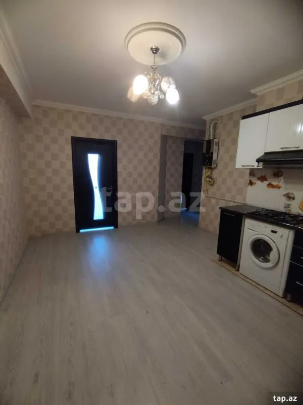 Satılır 4 otaqlı yeni tikili 110 m²