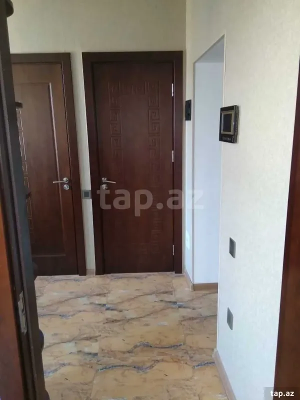Kirayə verilir 2 otaqlı mənzil 75 m²