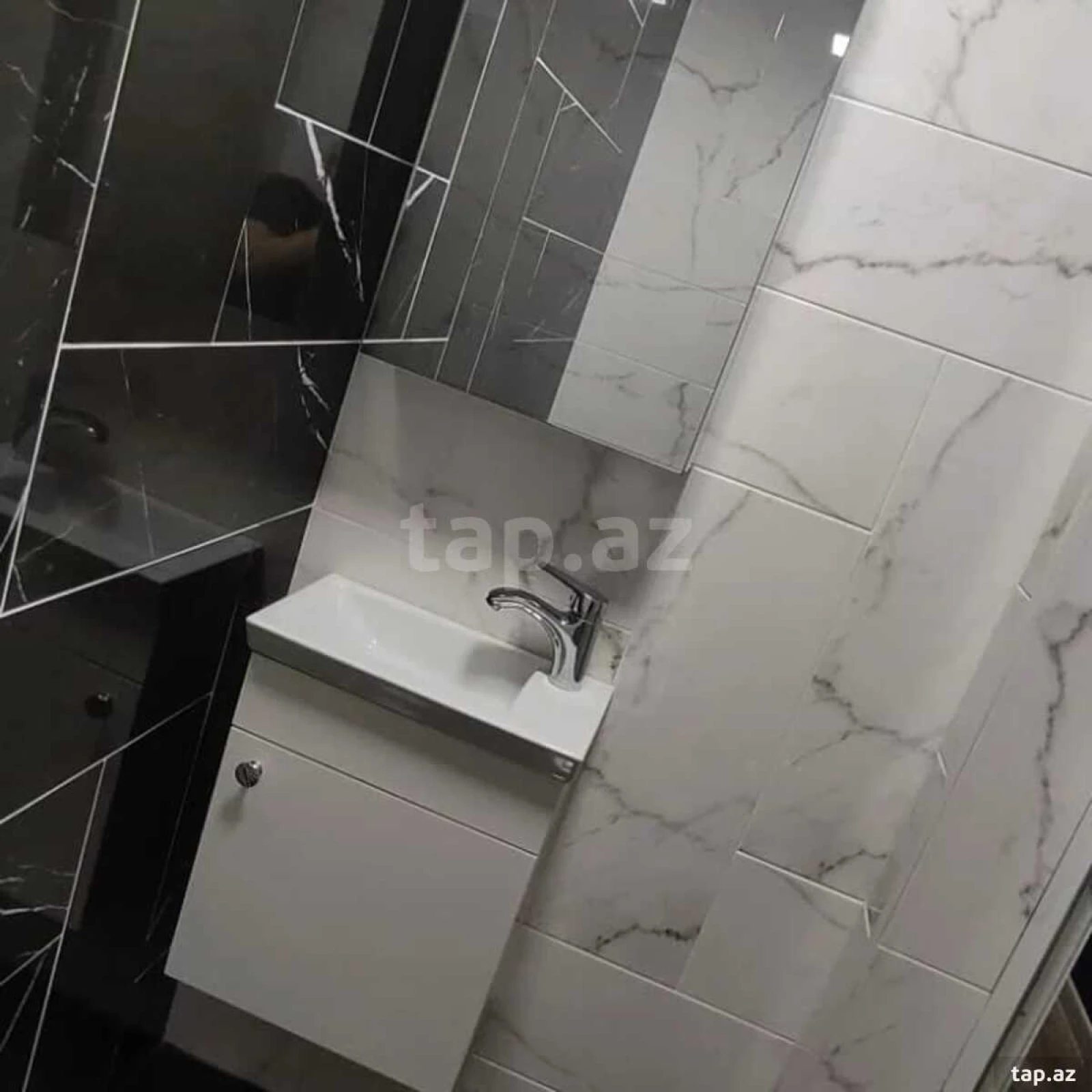Satılır 9 otaqlı həyət evi