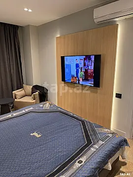 Kirayə verilir 3 otaqlı yeni tikili 140 m²