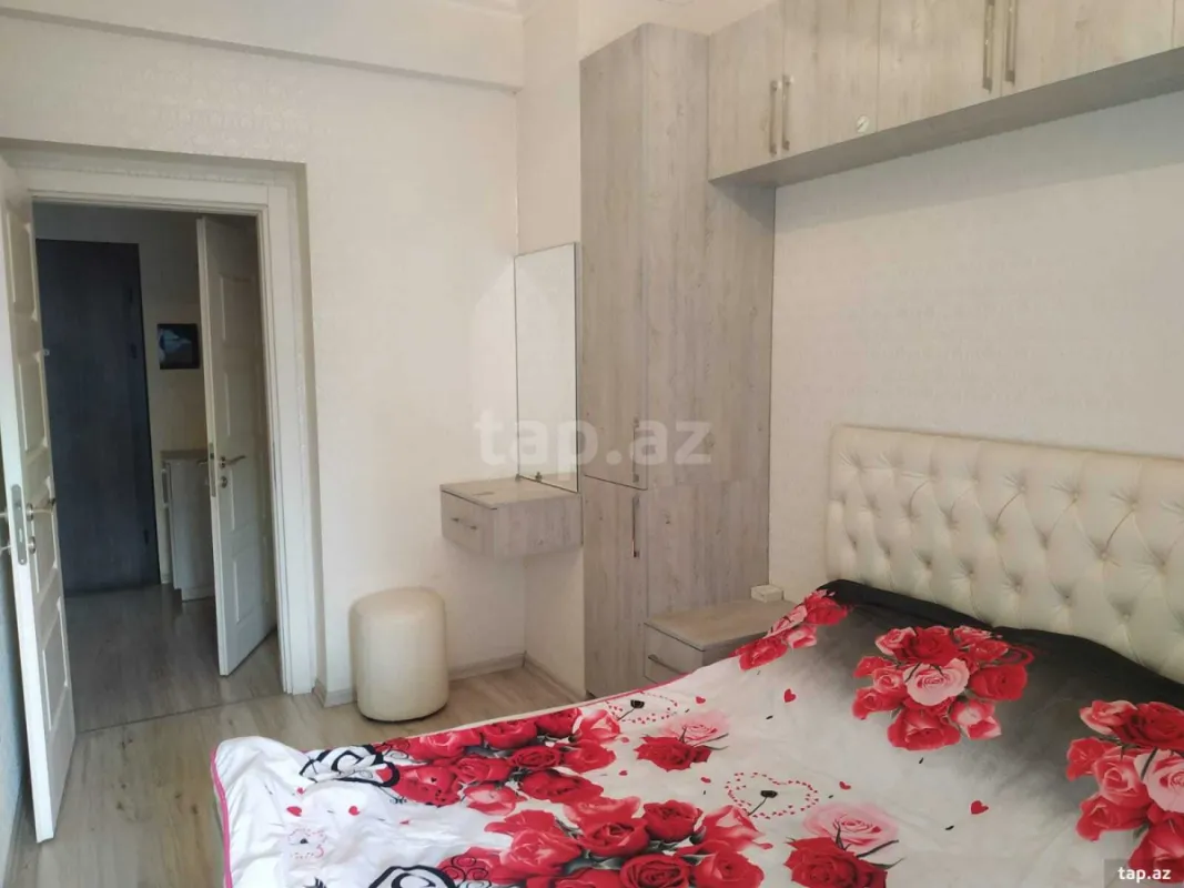 Kirayə verilir 2 otaqlı yeni tikili 50 m²