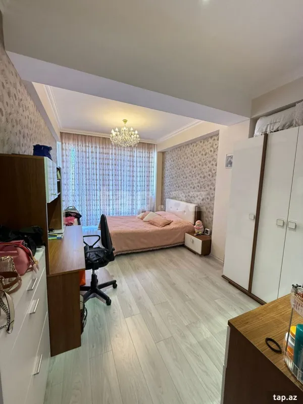 Kirayə verilir 2 otaqlı yeni tikili 80 m²