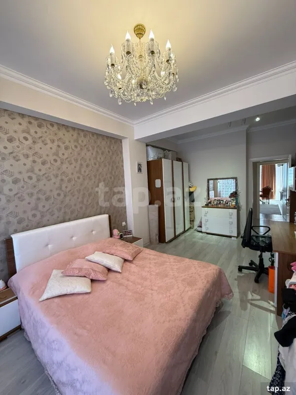 Kirayə verilir 2 otaqlı yeni tikili 80 m²