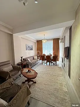 Kirayə verilir 2 otaqlı yeni tikili 80 m²