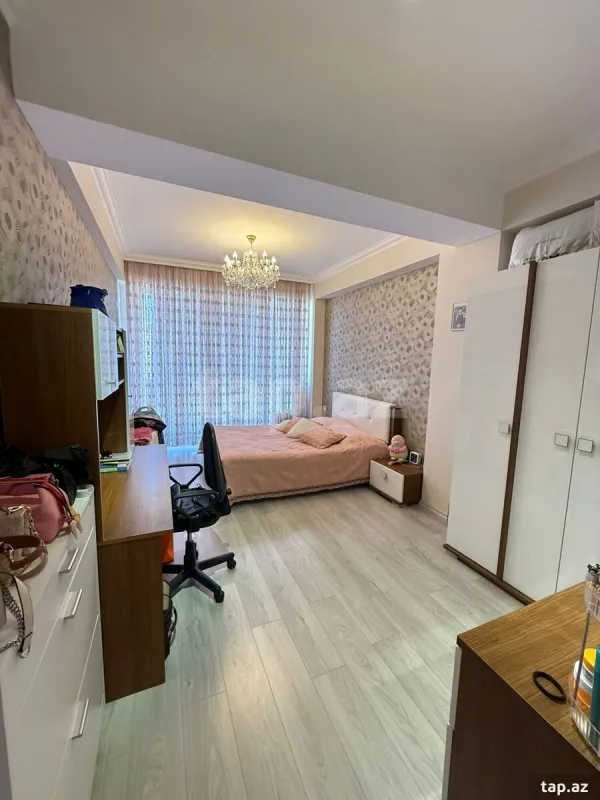 Kirayə verilir 2 otaqlı yeni tikili 80 m²