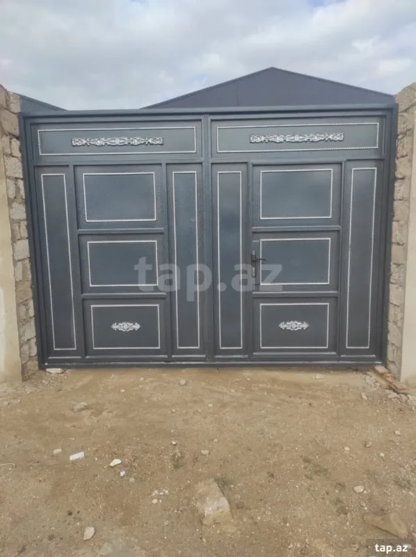 Satılır 4 otaqlı həyət evi