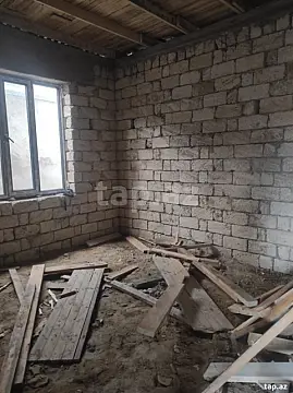 Satılır 4 otaqlı həyət evi