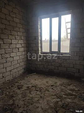 Satılır 4 otaqlı həyət evi