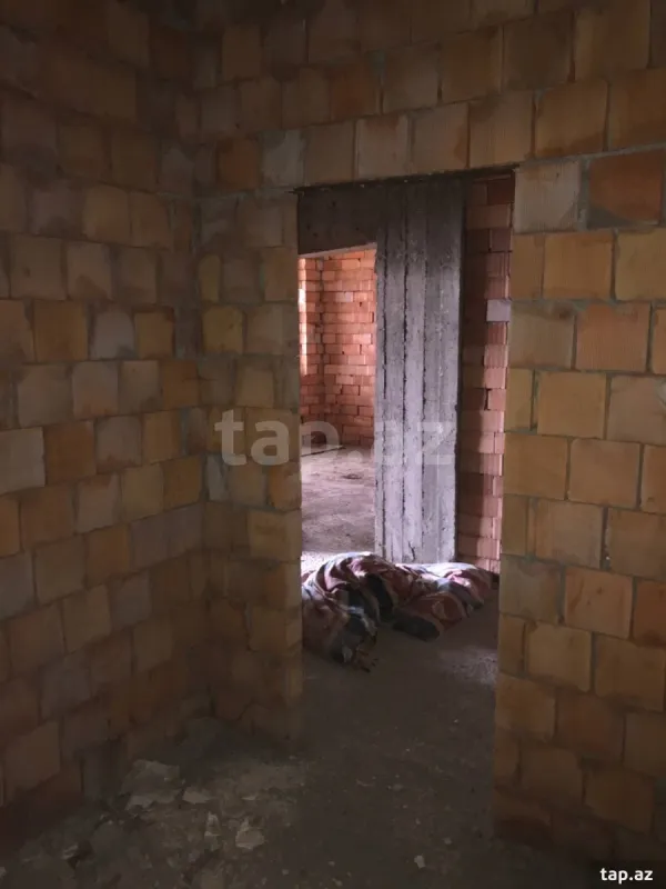 Satılır 3 otaqlı yeni tikili 159 m²